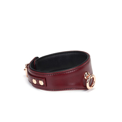Main image for product index 4: Шкіряний нашийник з повідцем Liebe Seele Wine Red Curved Collar, замок-сердечко