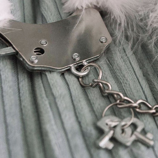 Наручники металлические Adrien Lastic Handcuffs_