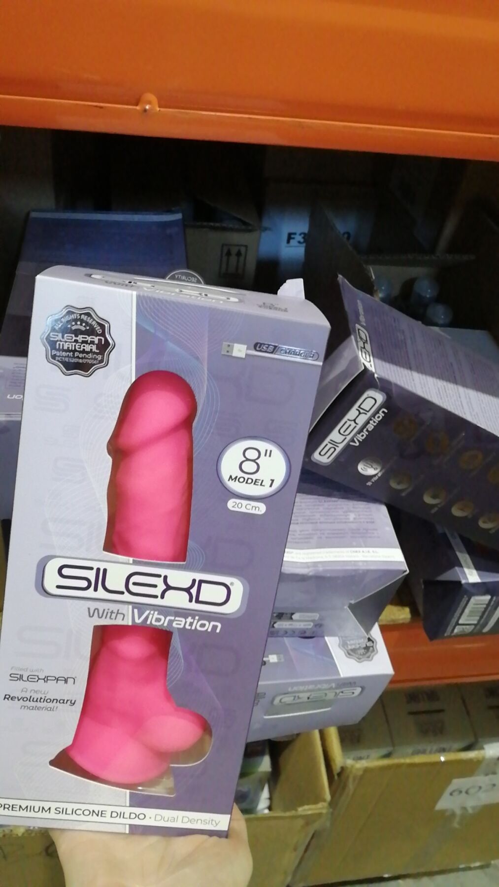 Thumb image for product index 2: Фалоімітатор з вібрацією SilexD Vetus Vibro Pink (MODEL 1 size 8in) (м'ята упаковка!!!)