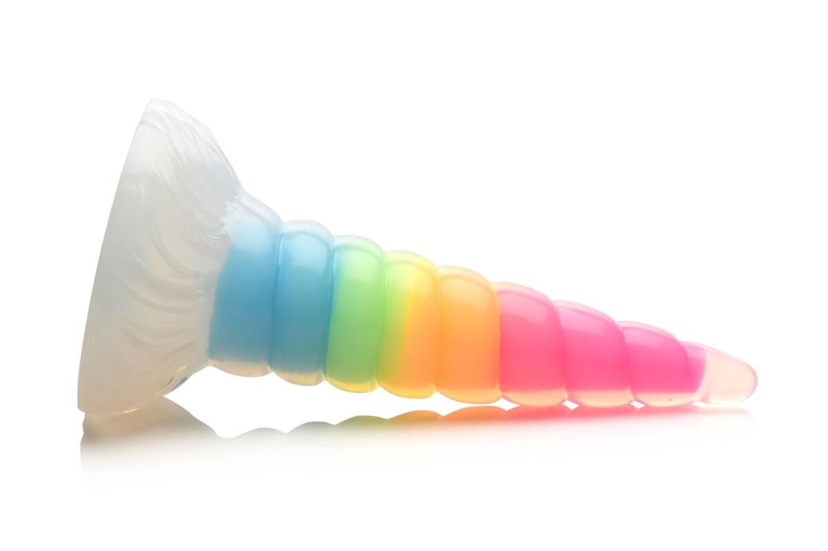 Фэнтезийный фаллоимитатор Creature Cocks Luminescent Rainbow Silicone Dildo - превью 2