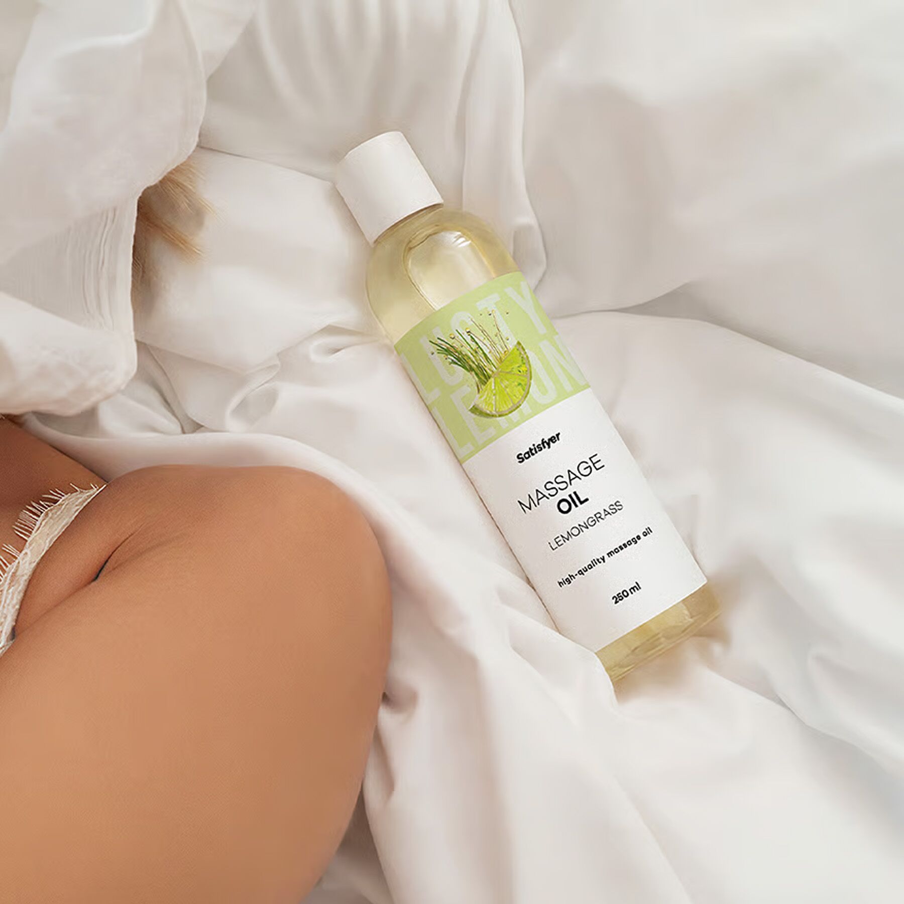 Масажна олія Satisfyer Massage Oil Lemongrass - превʼю 7