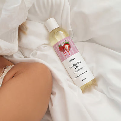 Масажна олія Satisfyer Massage Oil Strawberry - фото 7