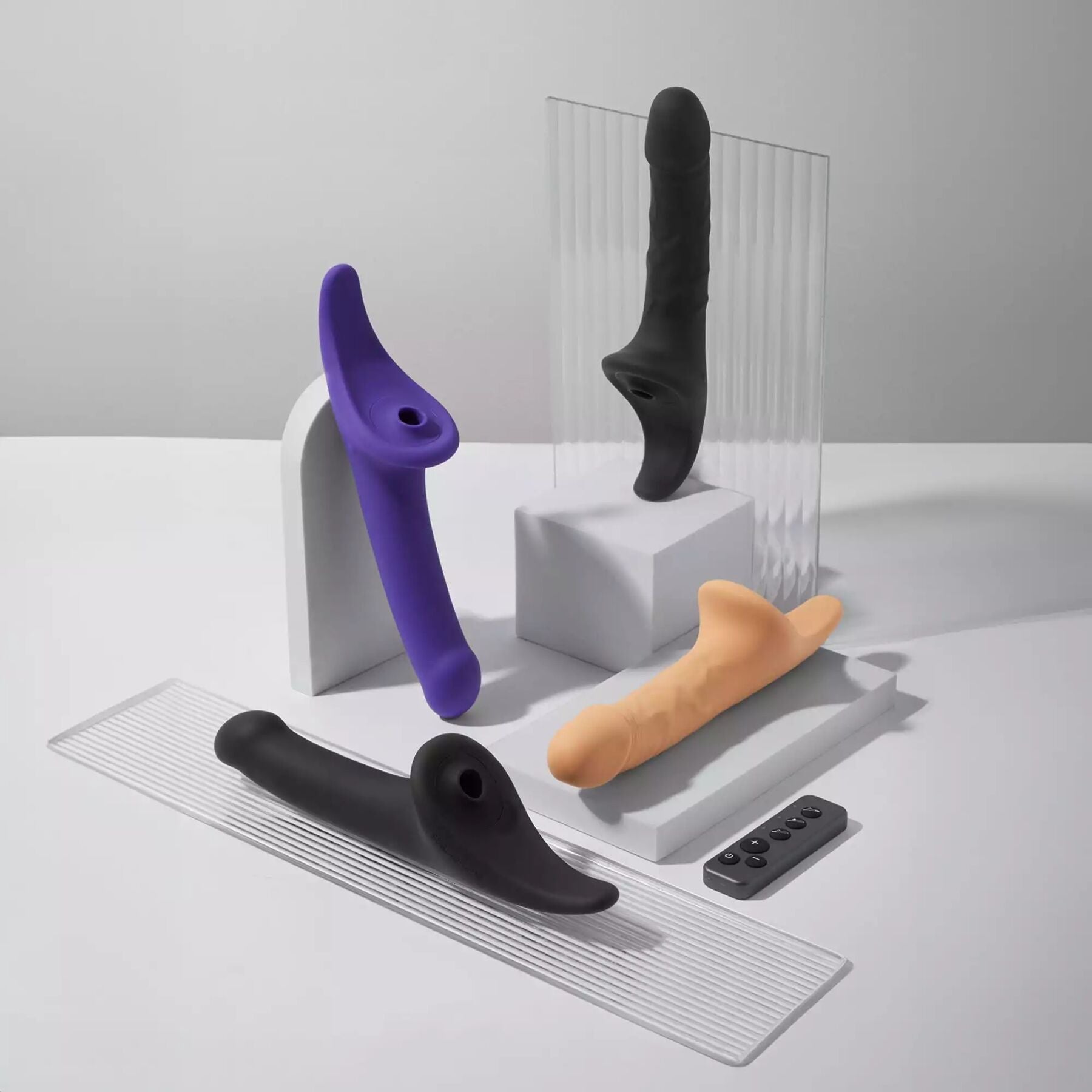 Вибронасадка для страпона с вакуумной стимуляцией Strap-On-Me Multi Orgasm Realistic Dildo - превью 48