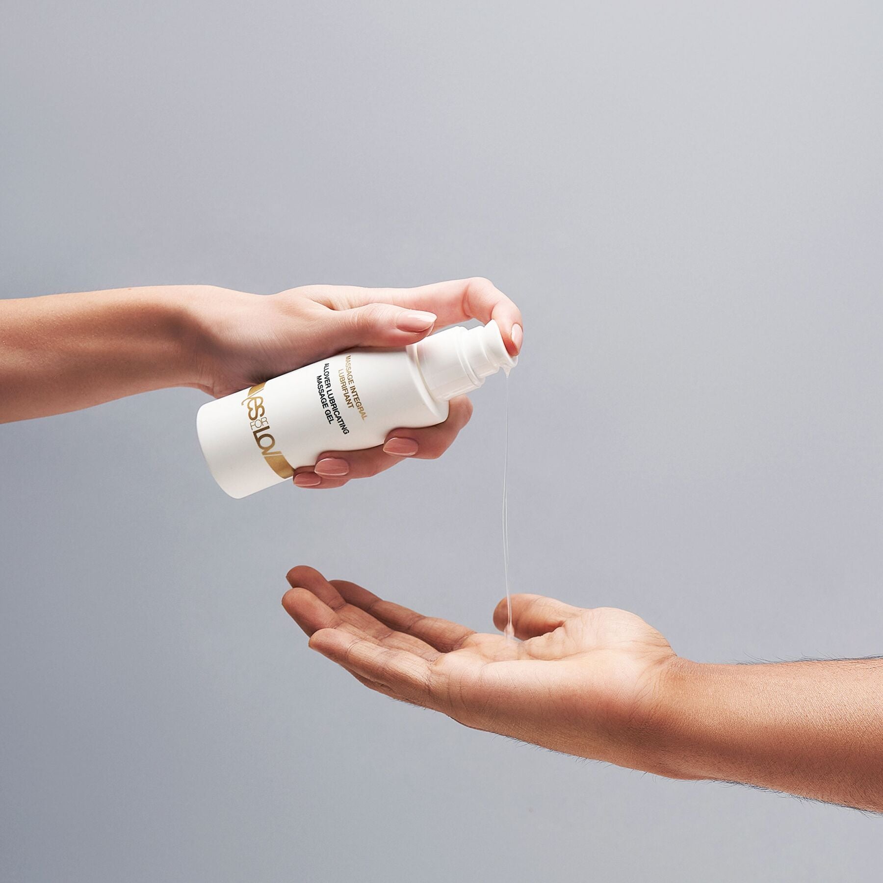 Масажний гель YESforLOV ALLOVER LUBRICATING MASSAGE GEL - превʼю 3