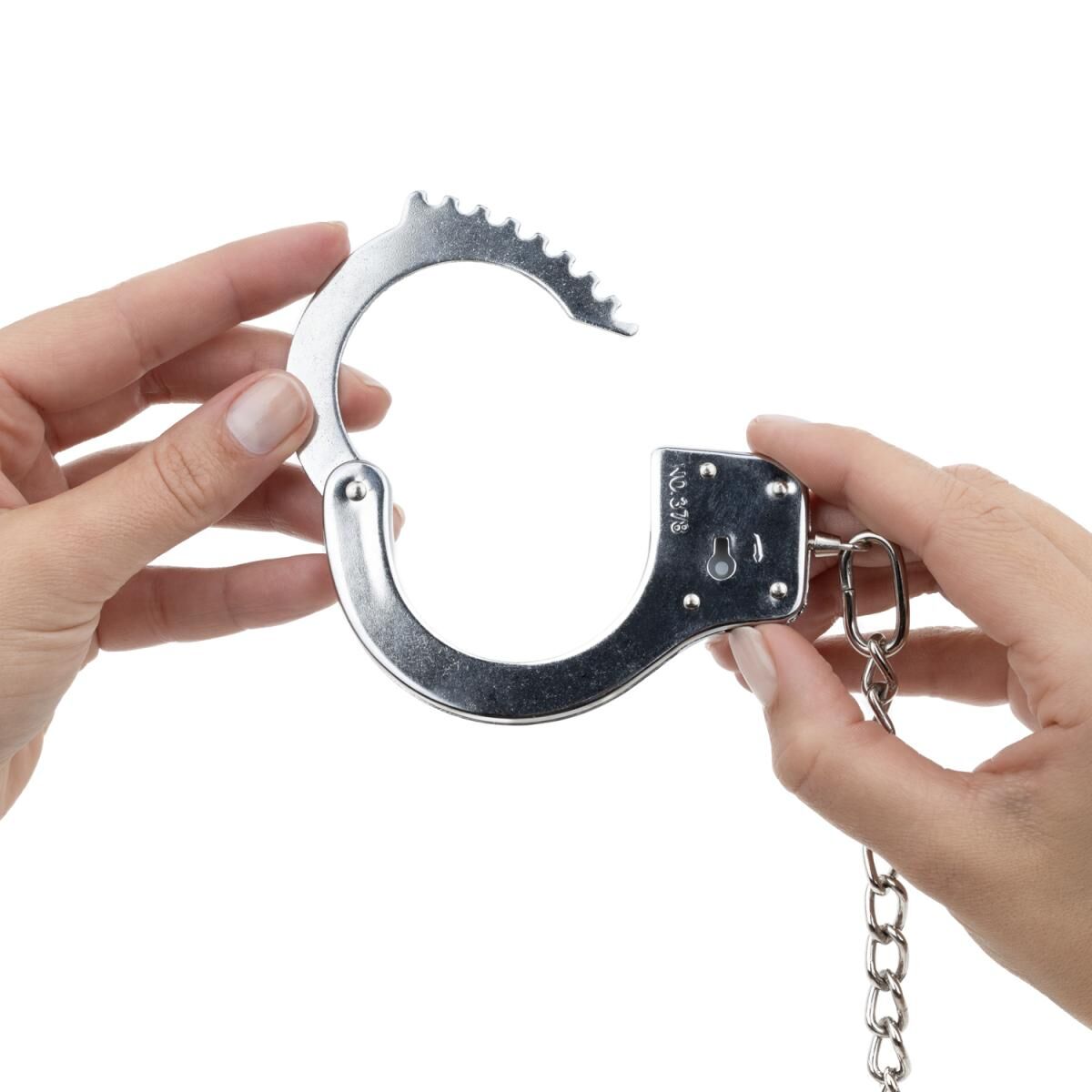 Наручники Bedroom Fantasies:Metal Handcuffs - фото 6